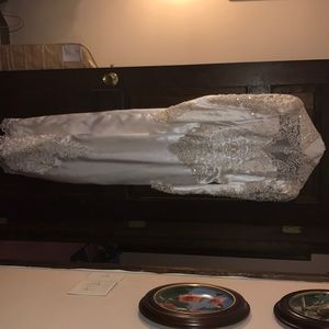 Wedding dress long sleeve silky